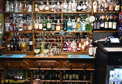 Bar Back Front Bar.  by Michael Schouten. Published on 17-02-2020